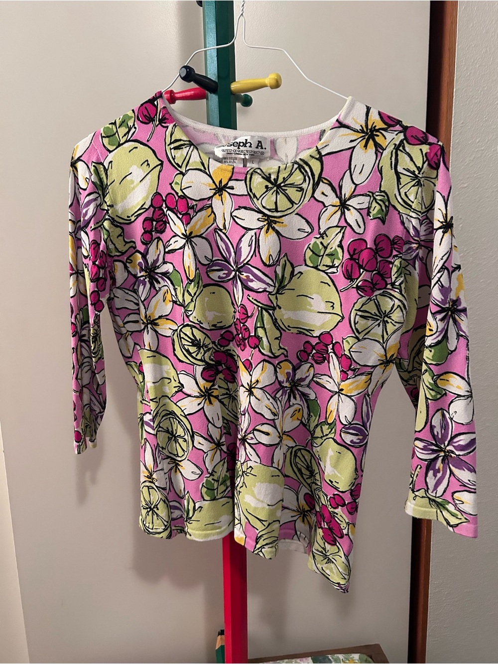 90s Joseph A. Pink Floral & Citrus Print Long Sleeve Stretchy Blouse